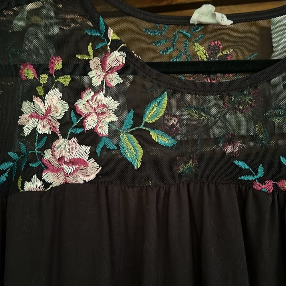 P & ROSE Black w/Sheer Floral Yoke, Empire Waist Long Sleeve Mini Dress, GUC. - Picture 4 of 11